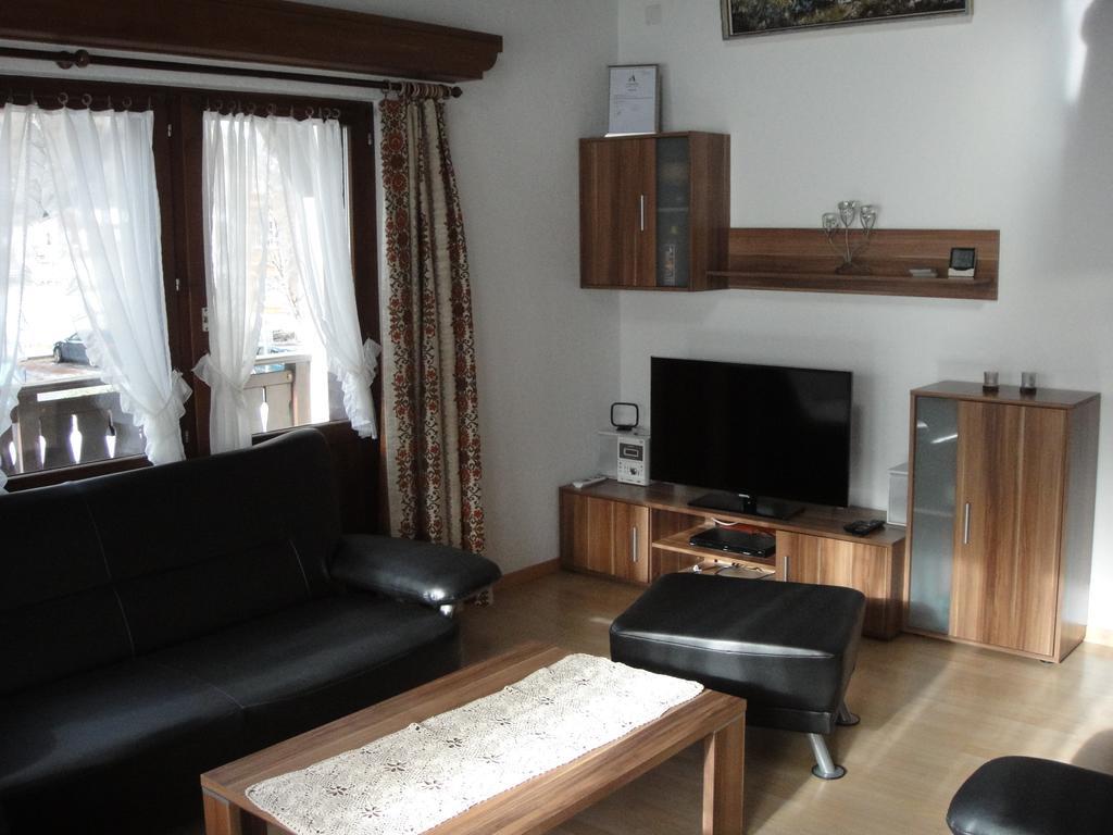 Chalet Sunstar Saas-Grund Szoba fotó