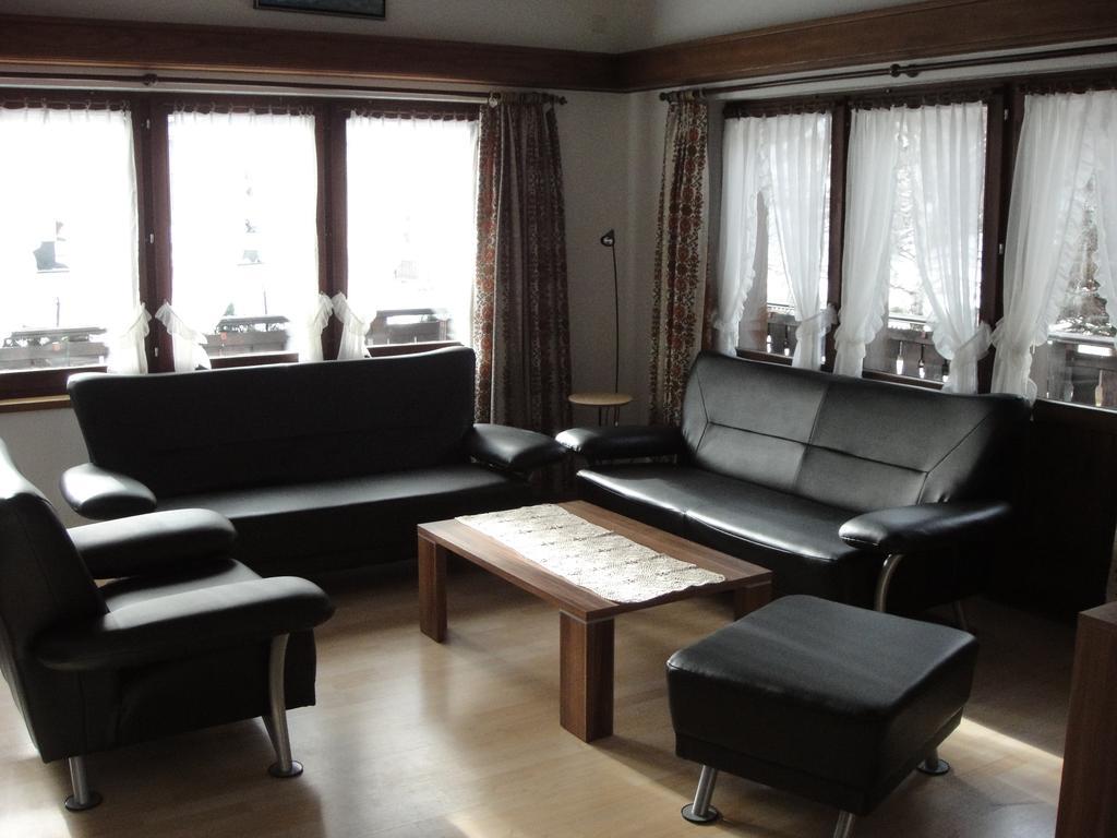 Chalet Sunstar Saas-Grund Szoba fotó